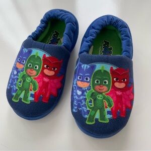 PJ Masks Plush A-Line Slippers with Non Slip Rubber Sole Size 9-10